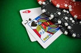 Platform mandiuang menampilkan pasar sepak bola dan permainan kasino dengan antarmuka yang intuitif